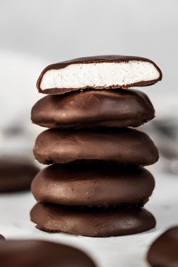 Vegan 5-Ingredient After Eight Chocolate Peppermint Patties - Early Brawd