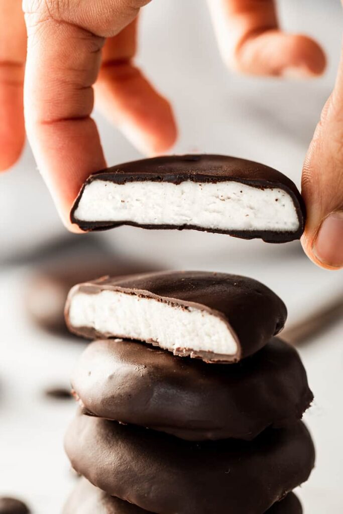 Vegan 5-Ingredient After Eight Chocolate Peppermint Patties - Early Brawd